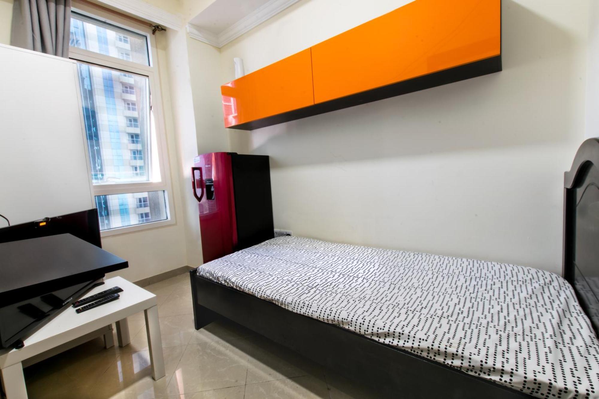 Nice Single Rooms For "Girls" Only In Dubai, Marina Eksteriør bilde