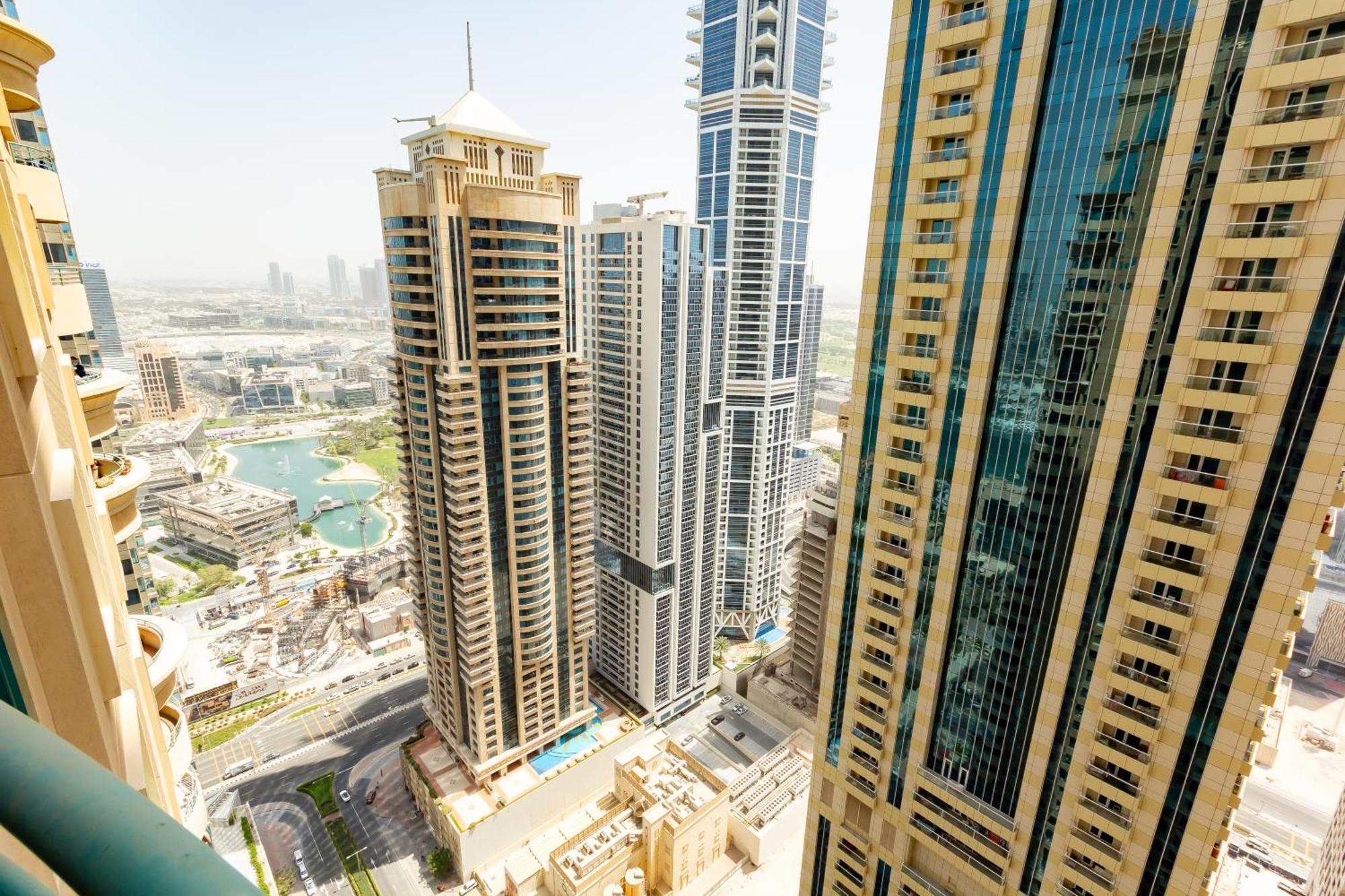 Nice Single Rooms For "Girls" Only In Dubai, Marina Eksteriør bilde