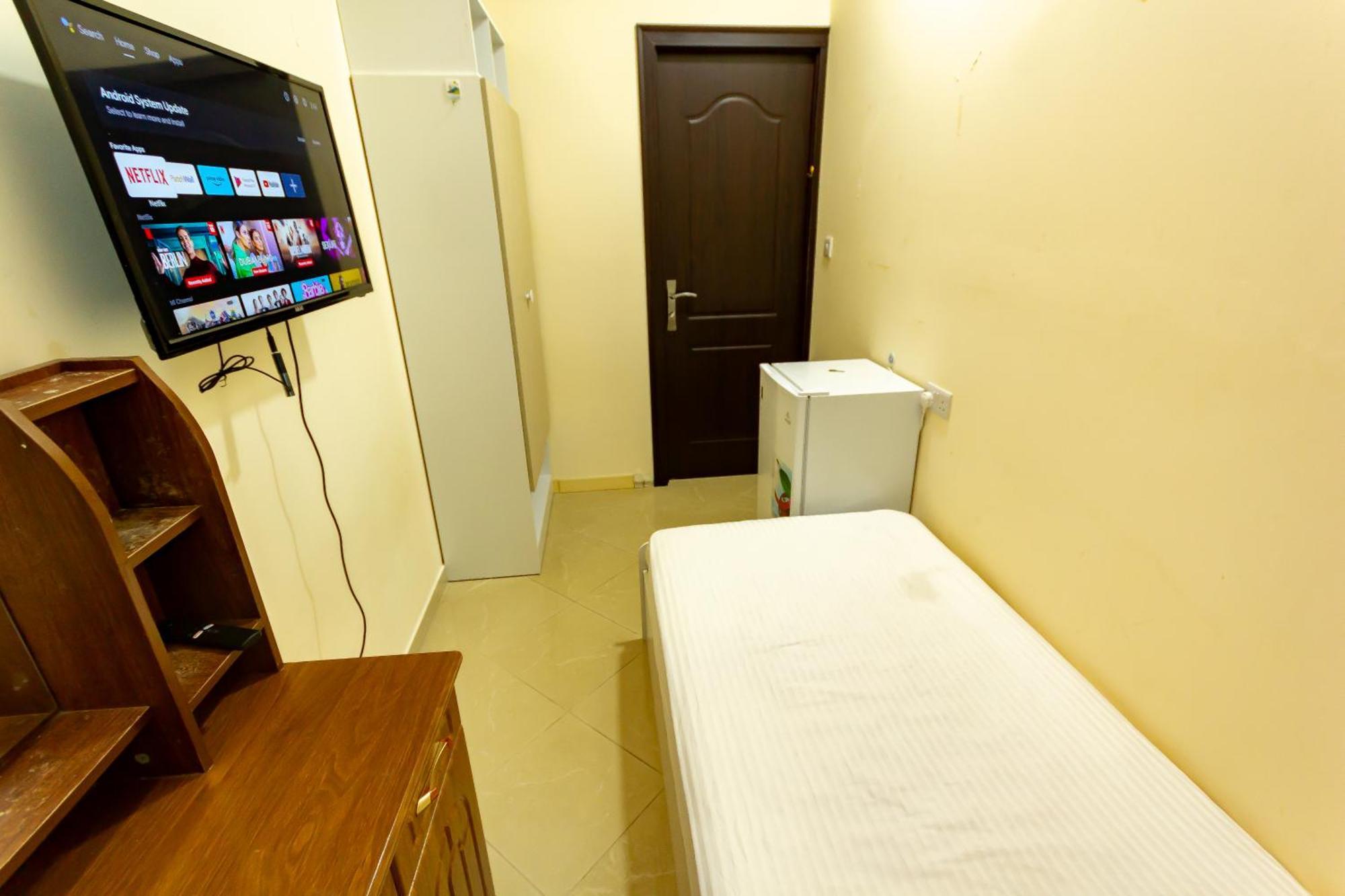 Nice Single Rooms For "Girls" Only In Dubai, Marina Eksteriør bilde