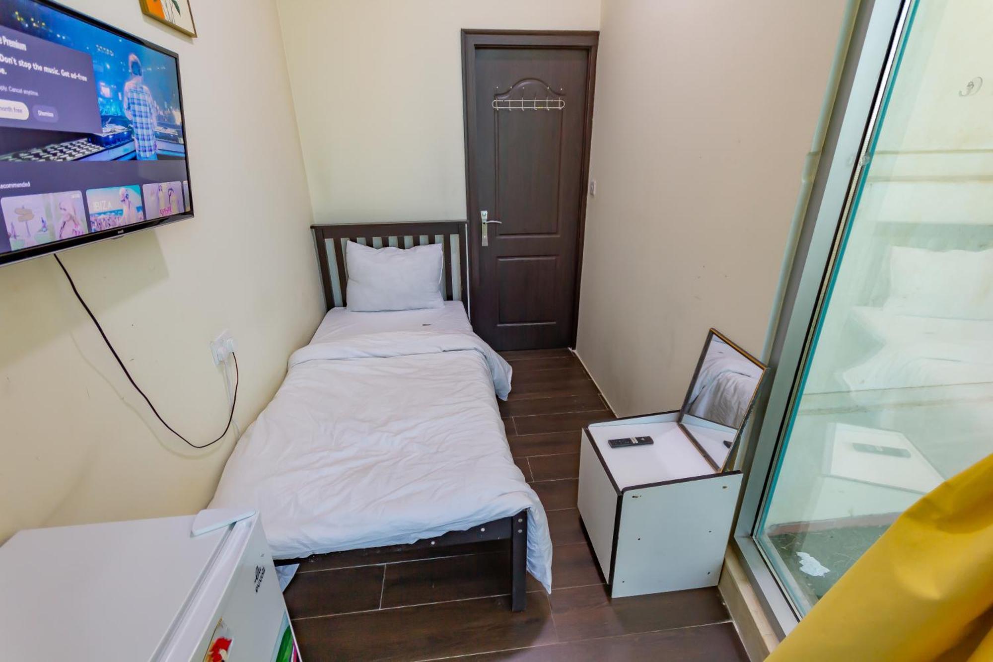 Nice Single Rooms For "Girls" Only In Dubai, Marina Eksteriør bilde