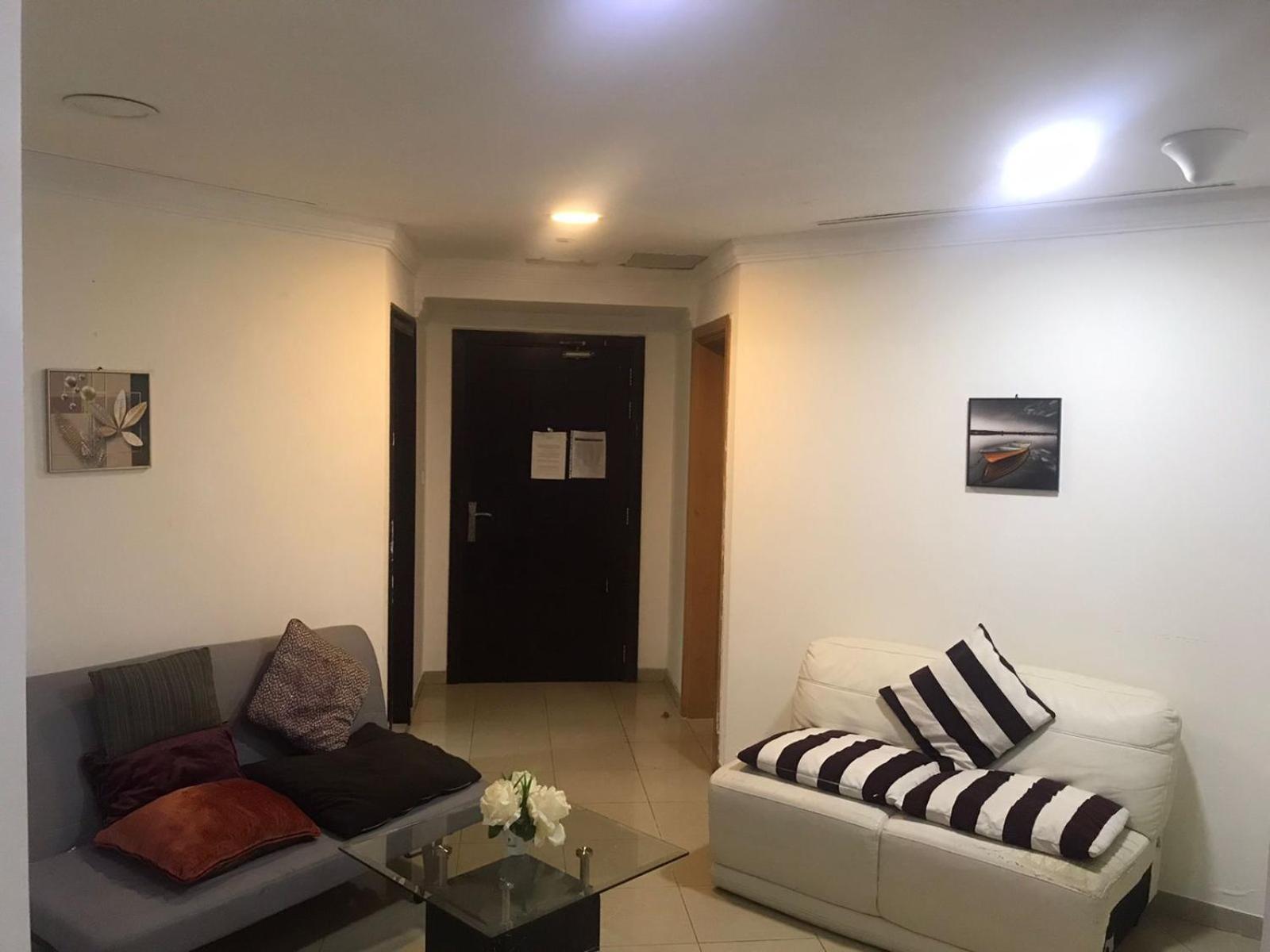 Nice Single Rooms For "Girls" Only In Dubai, Marina Eksteriør bilde