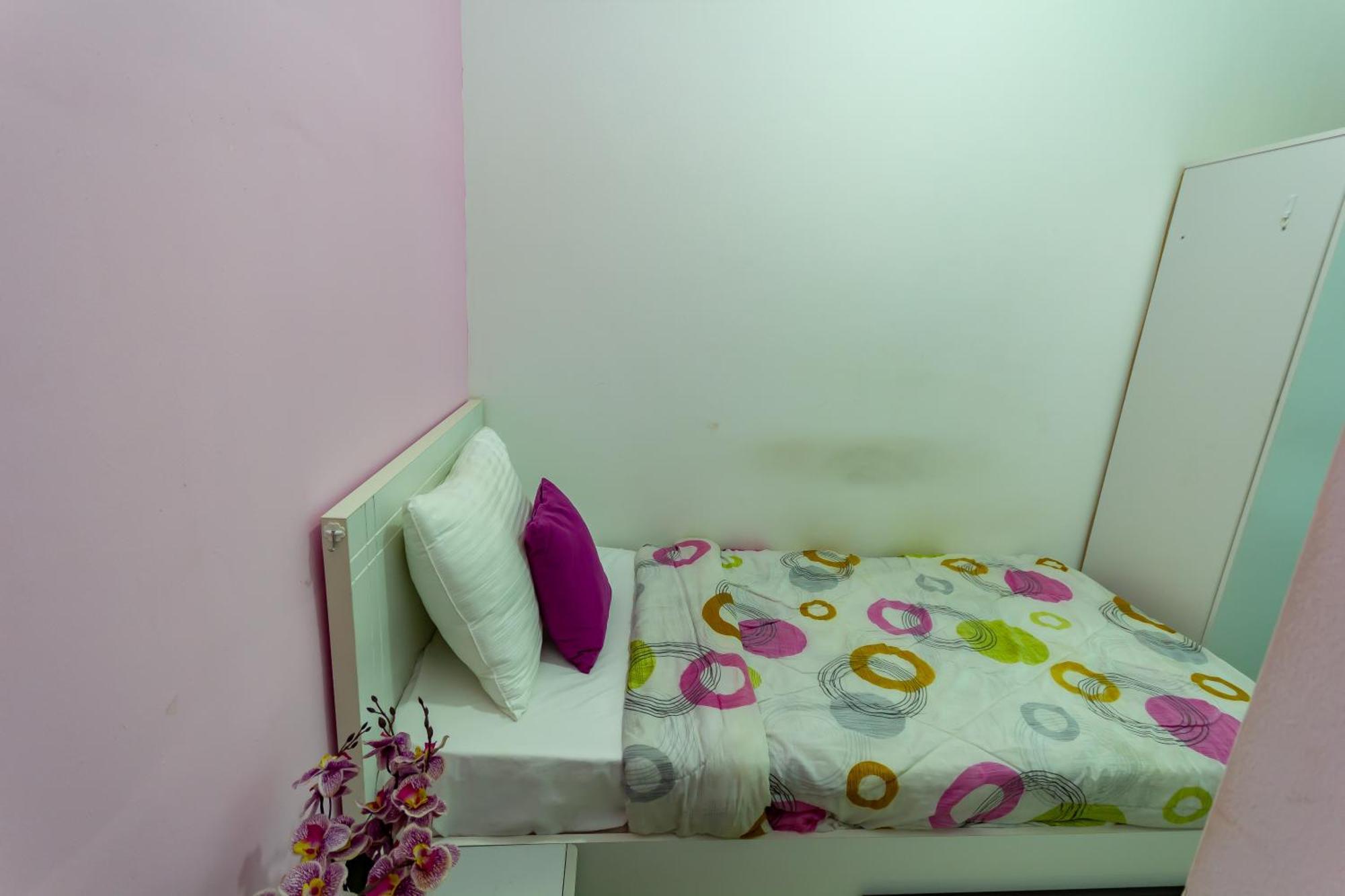 Nice Single Rooms For "Girls" Only In Dubai, Marina Eksteriør bilde