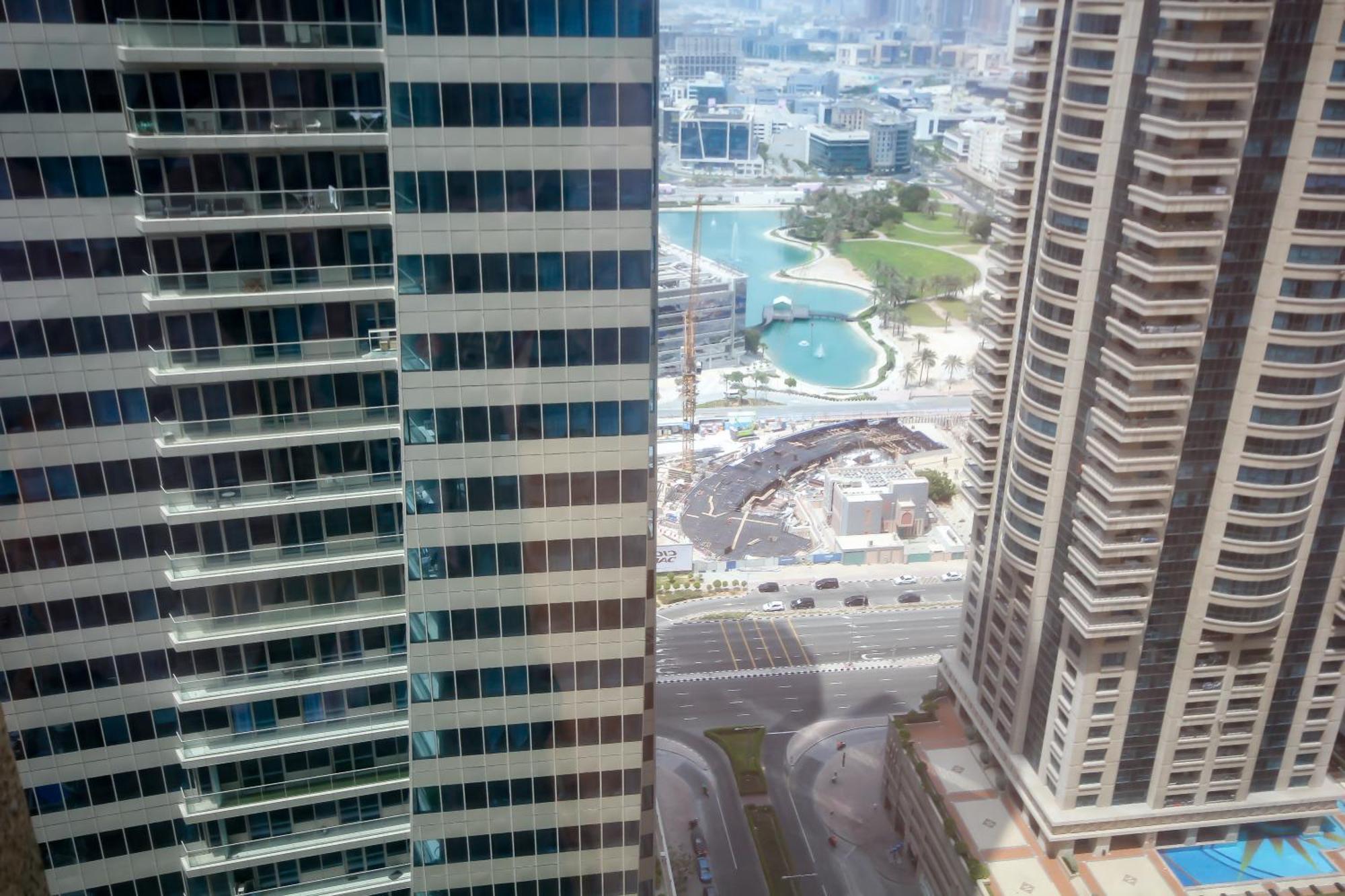 Nice Single Rooms For "Girls" Only In Dubai, Marina Eksteriør bilde